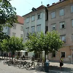 Vitez Apartment II